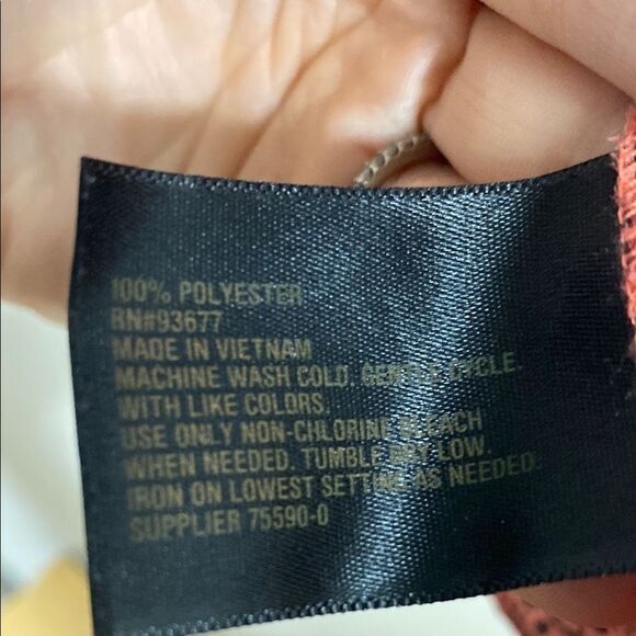 Worthington Deep Coral Ruffle Flutter Sleeve Blouse Small Medallion Print‎ - Picture 9 of 9